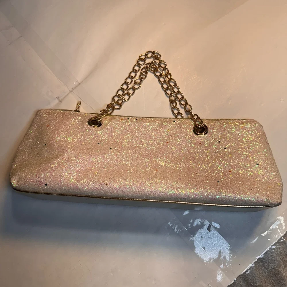 Elegant White Clutch with Gold Chain Ice Bags Womens
